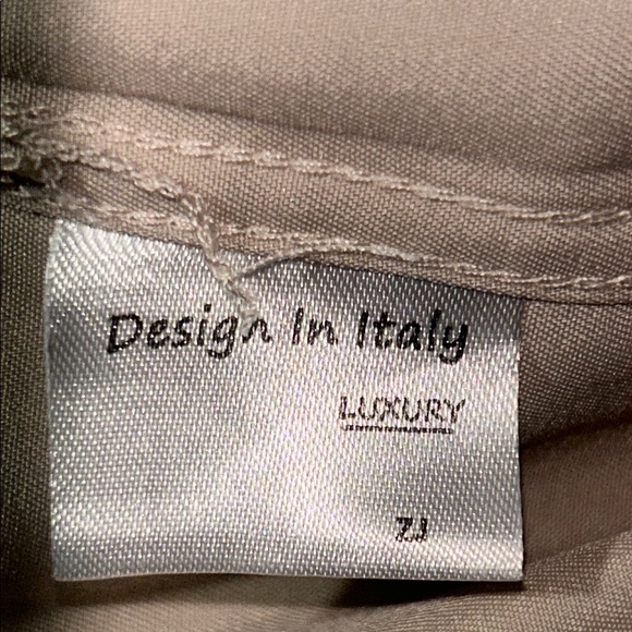 Classic Tan Short Sleeve Men's Shirt - Picture 8 of 9